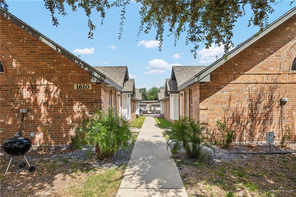 Photo 4 of 1610 Orlando Street