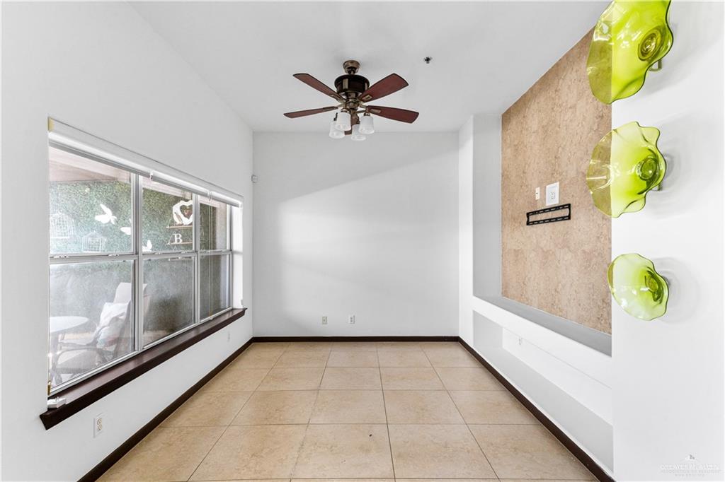 Photo 8 of 4217 Colbath Avenue #120B