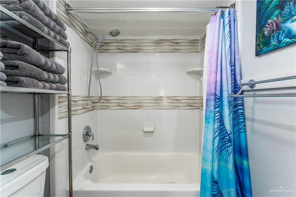 Photo 17 of 108 Oleander Drive #302