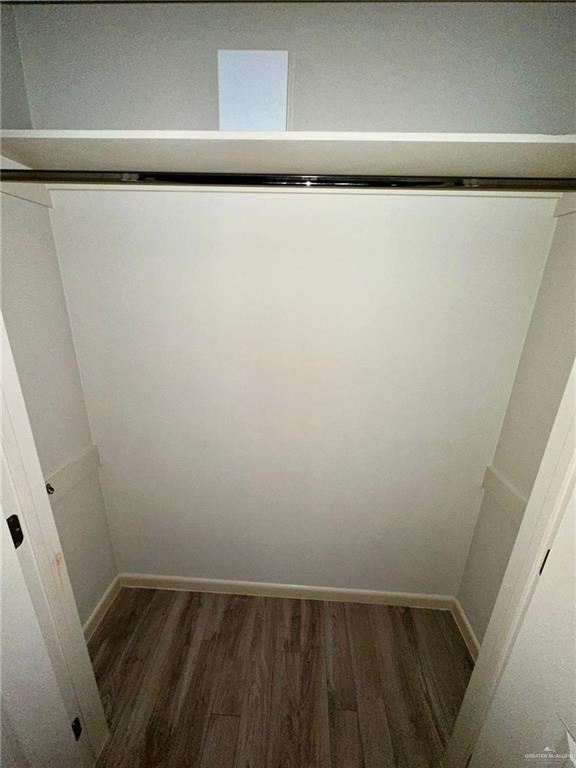 Photo 11 of 508 Newport Avenue #2