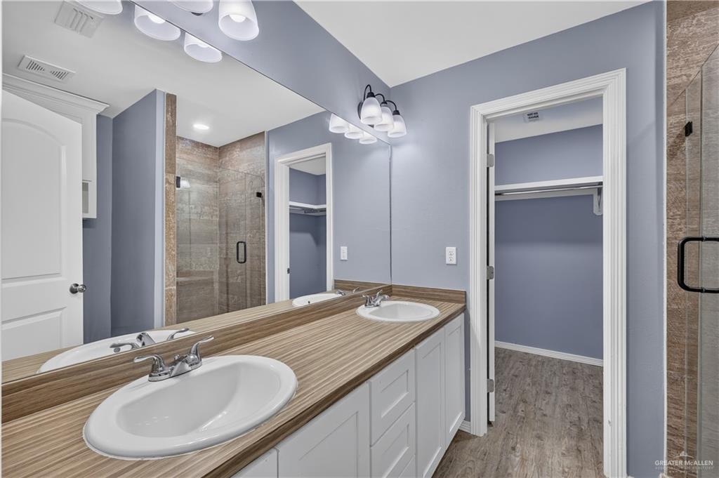 Photo 7 of 212 Alex Avenue #8