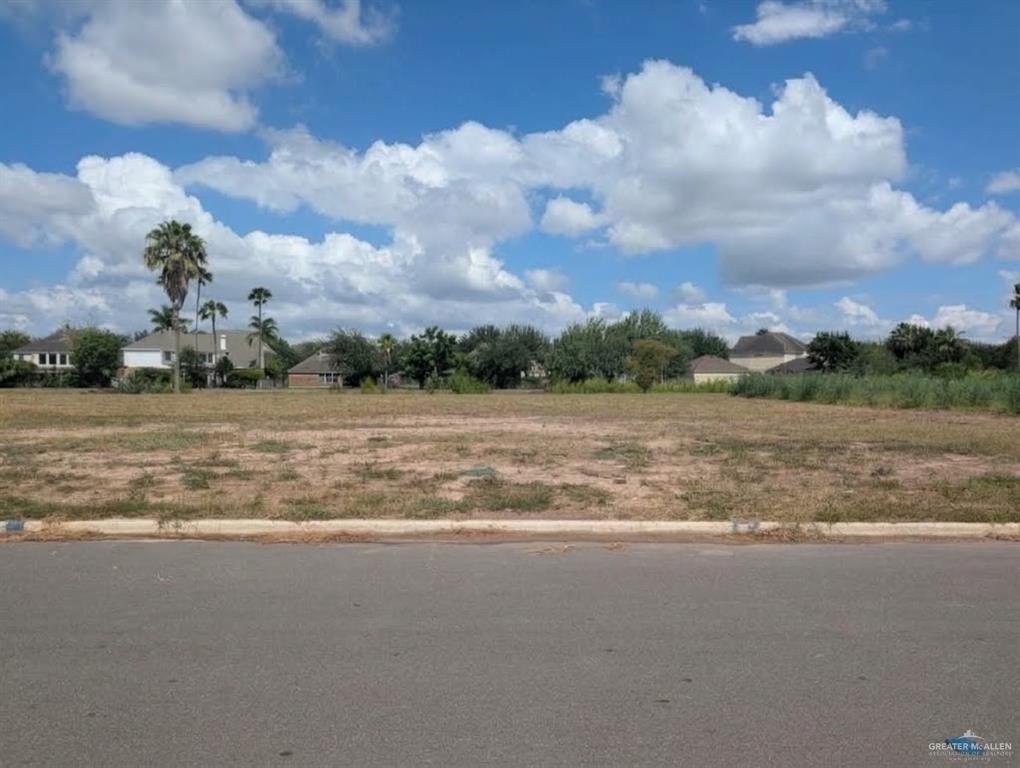 Photo 8 of 2703 El Jardin Street