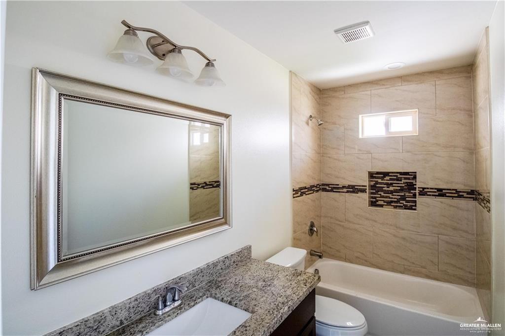 Photo 7 of 2118 Taxco Court #2