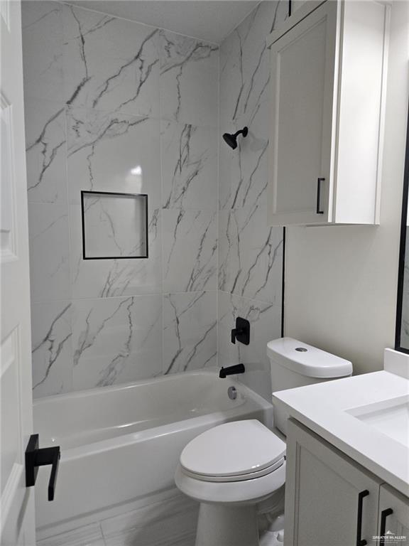 Photo 9 of 2701 Brookside Bend Street #4