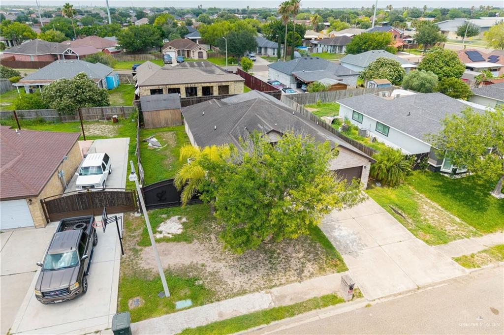 Photo 17 of 725 Carmen Street
