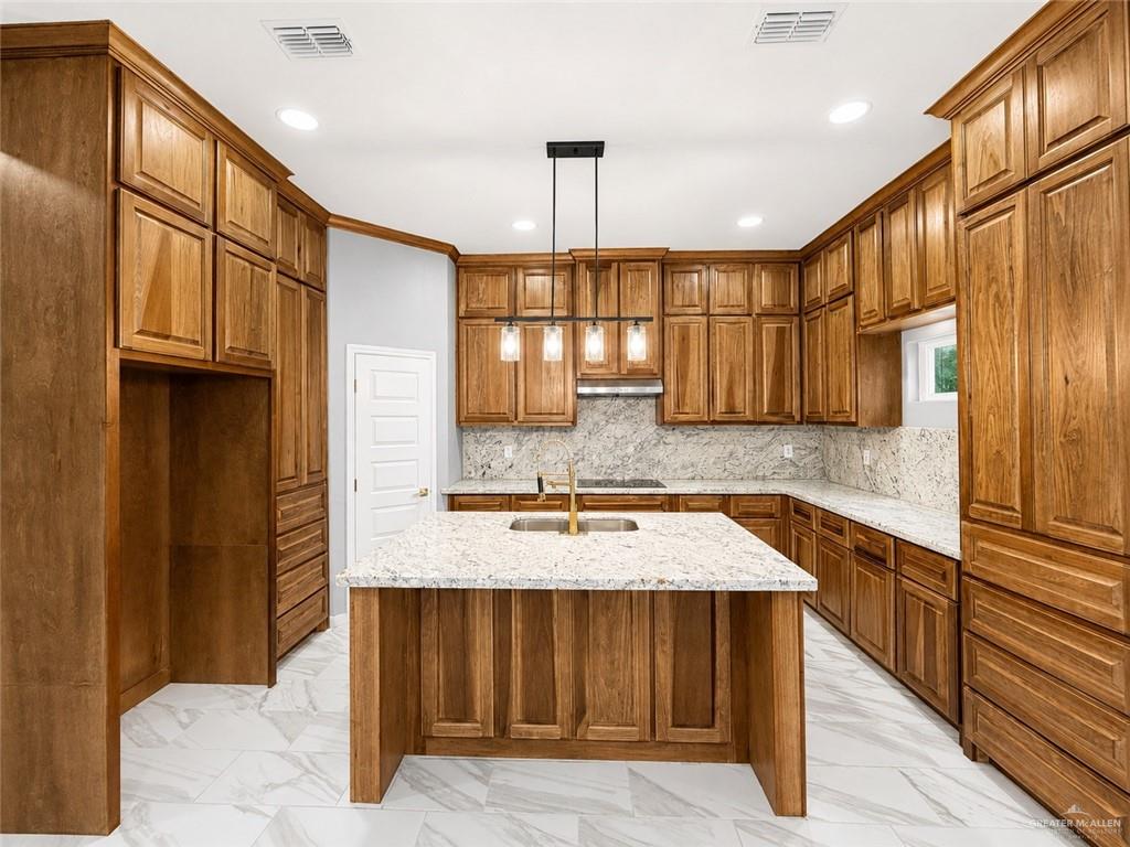 Photo 6 of 3103 Ebano Avenue