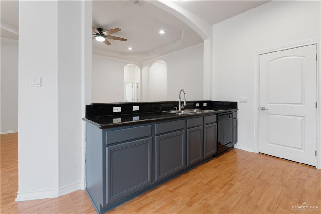 Photo 5 of 3211 Omega Street