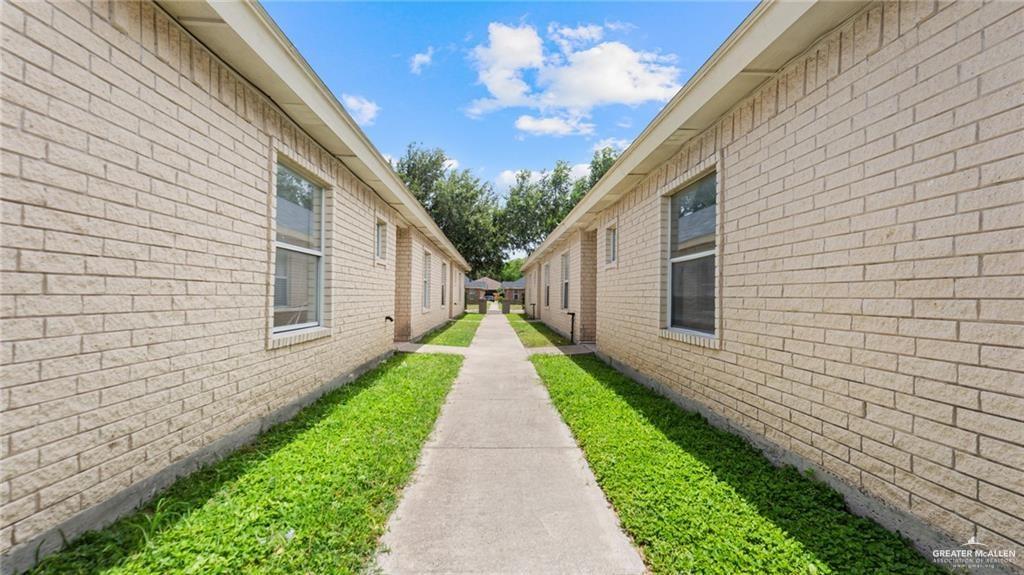 Photo 3 of 2013 Agua Fina Avenue