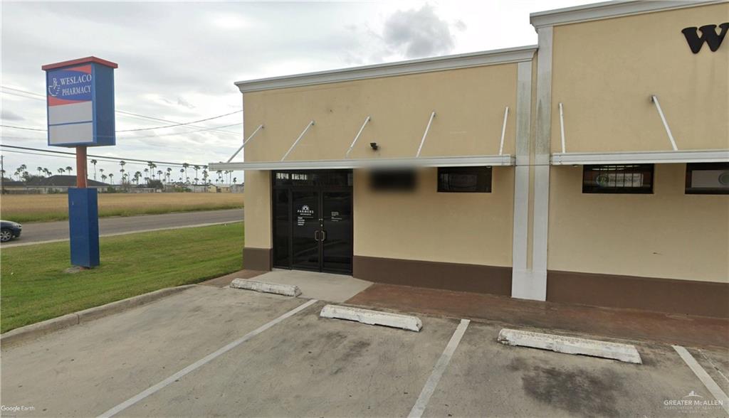 Photo 2 of 1102 Airport Drive