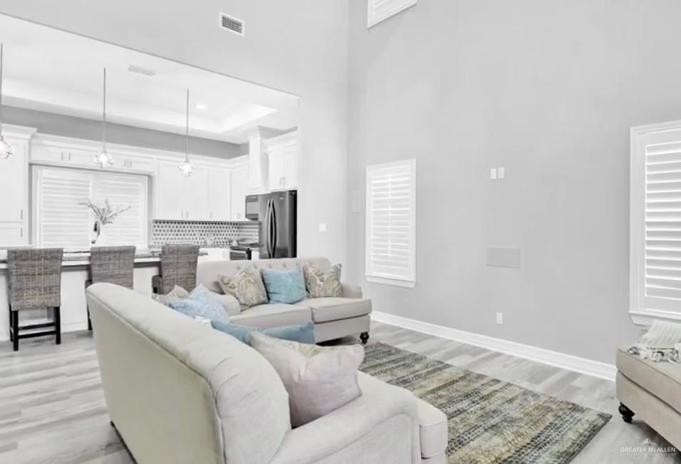 Photo 5 of 2606 Rhett Drive