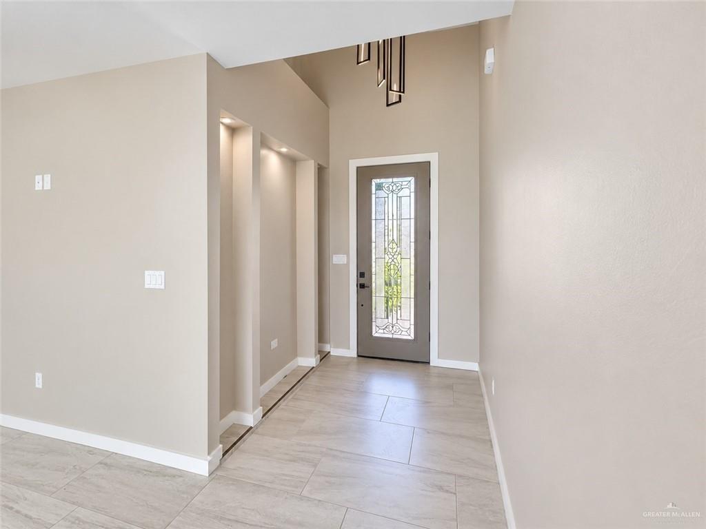Photo 6 of 2224 Corales Street