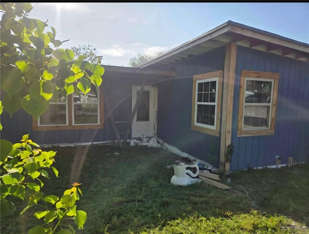 Photo 2 of 614 18th Street