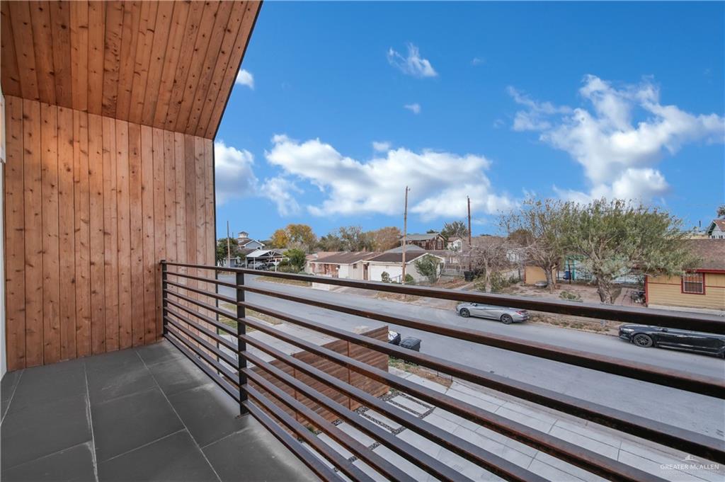 Photo 20 of 211 28th Street