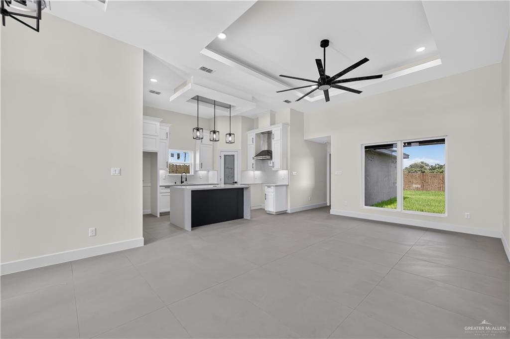 Photo 6 of 1417 Dawes Avenue
