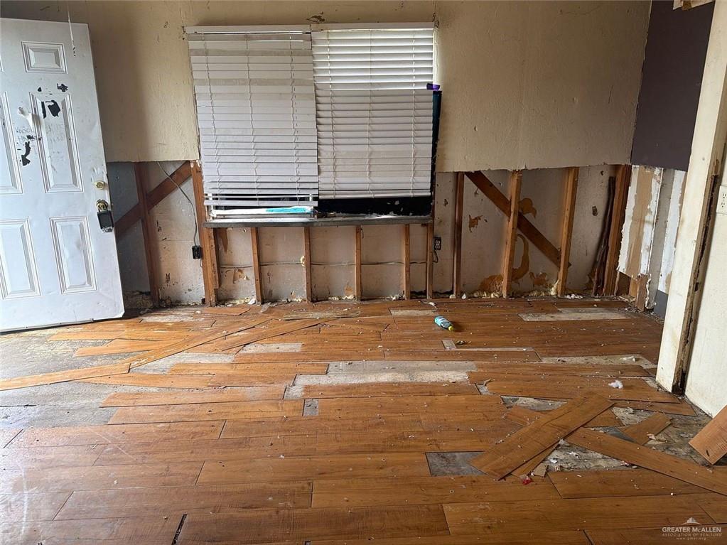 Photo 2 of 430 Webb Street
