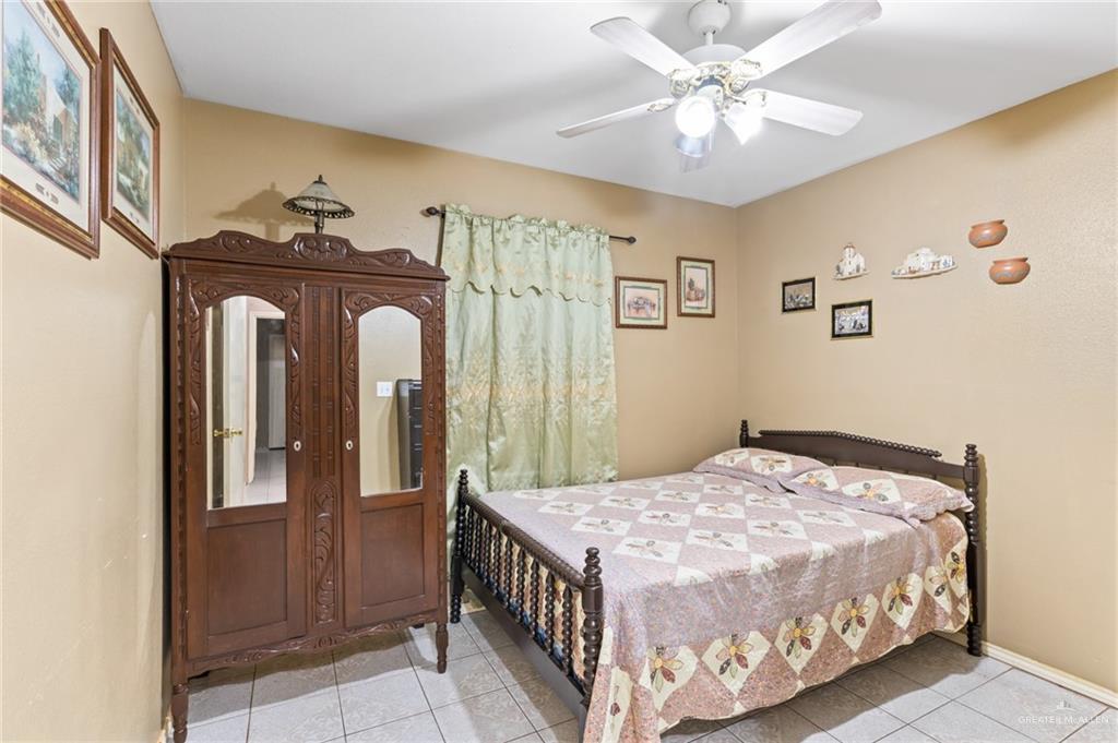 Photo 10 of 631 Toppenish Street