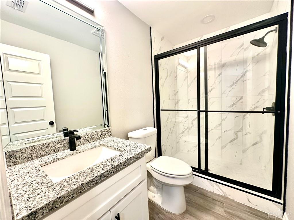 Photo 7 of 406 10th Street