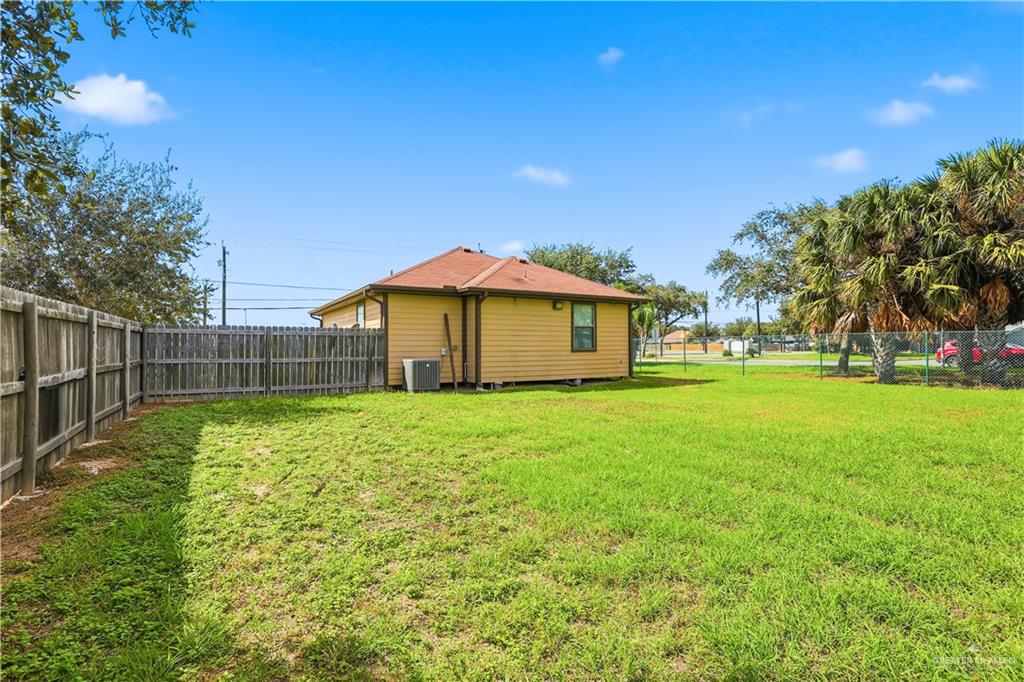 Photo 19 of 2706 7th Street