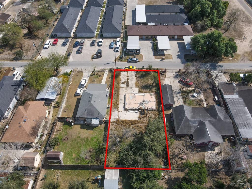 Photo 6 of 911 Truman Avenue