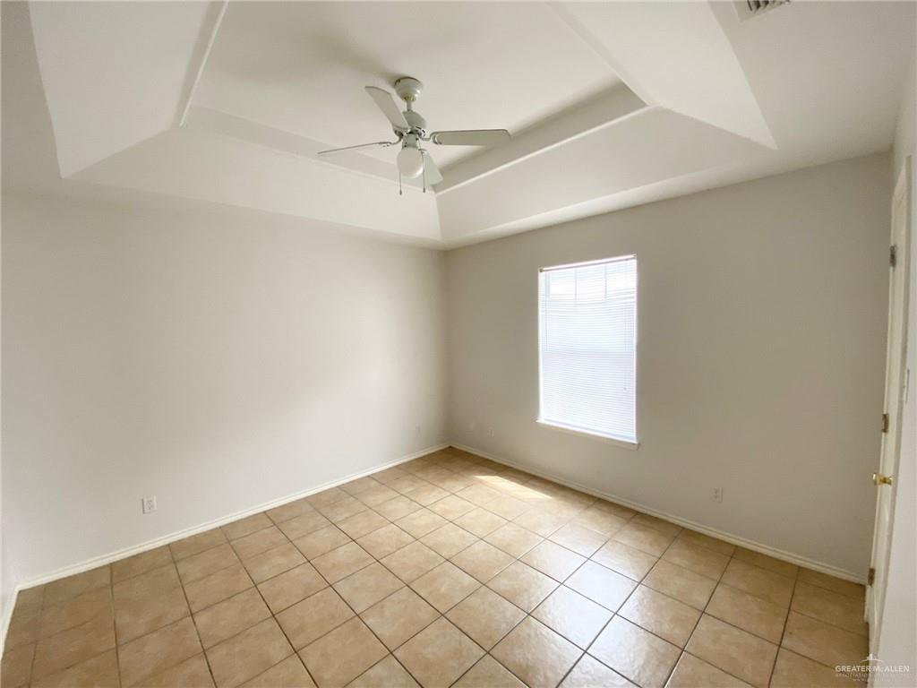 Photo 8 of 820 Cross Lane #3
