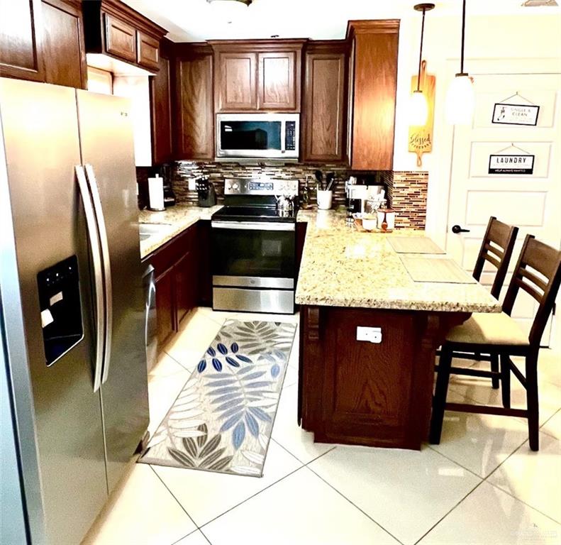 Photo 6 of 1300 Pineridge Avenue #1