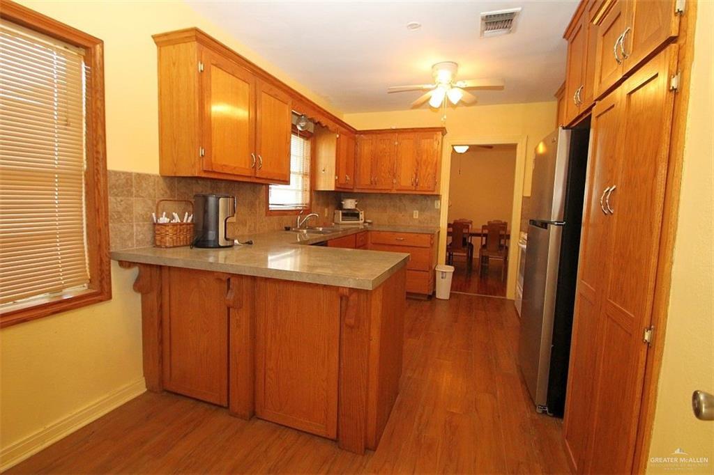 Photo 6 of 701 3rd Street