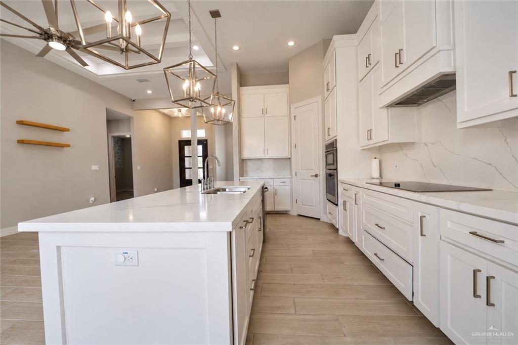 Photo 14 of 3909 Zenker Avenue