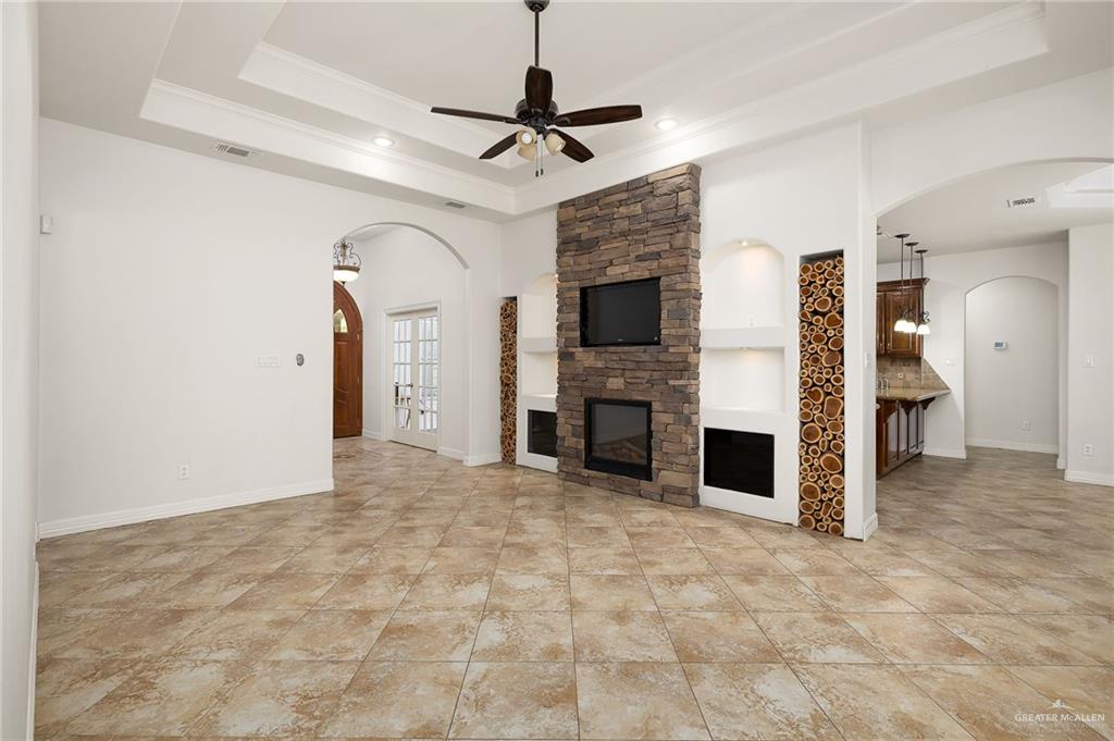 Photo 6 of 1515 Ragland Street