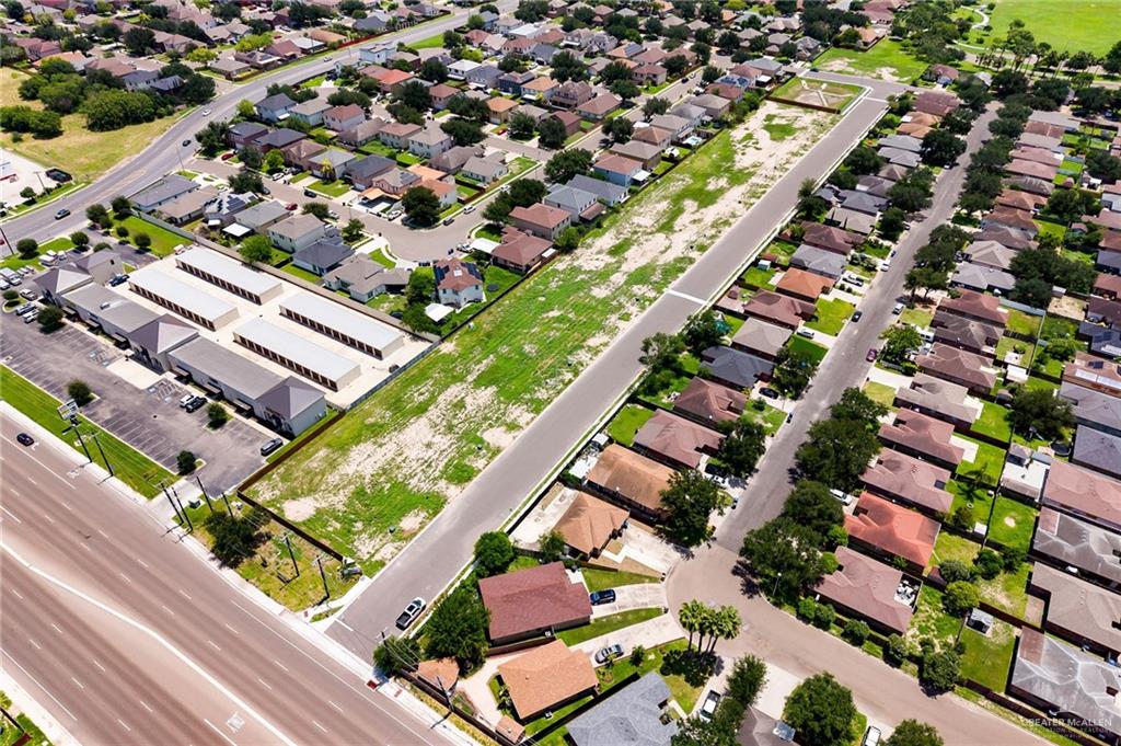 Photo 2 of 3600 Zinnia Avenue