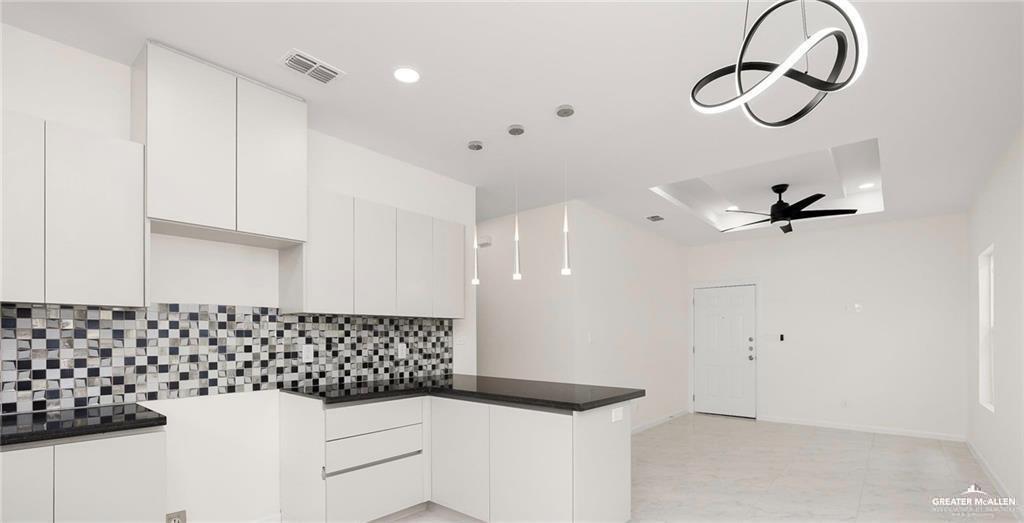 Photo 11 of 907 Blair Avenue #1