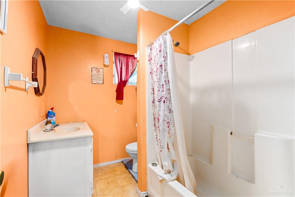 Photo 14 of 409 24th Street