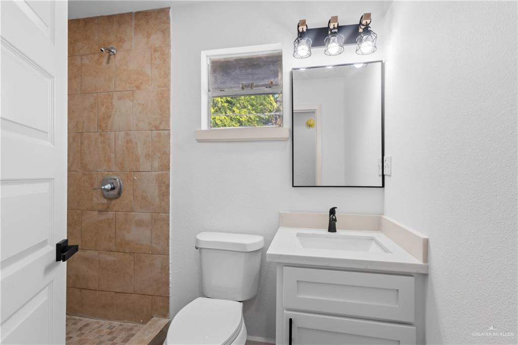 Photo 13 of 408 Esplanada Street