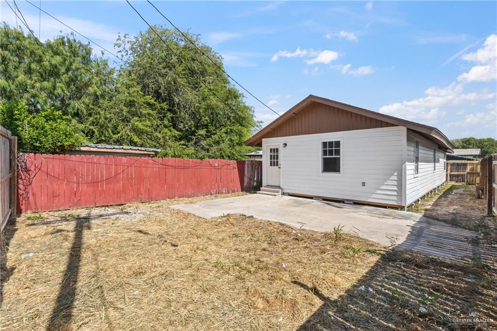 Photo 19 of 408 Esplanada Street