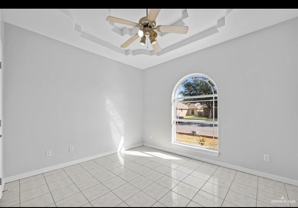 Photo 13 of 1900 Magnolia Street