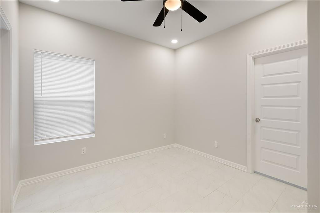 Photo 10 of 4601 Larkspur Avenue #3