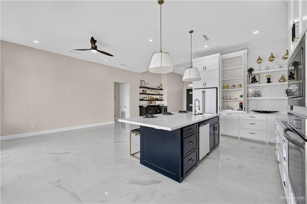 Photo 13 of 3421 Vendome Drive