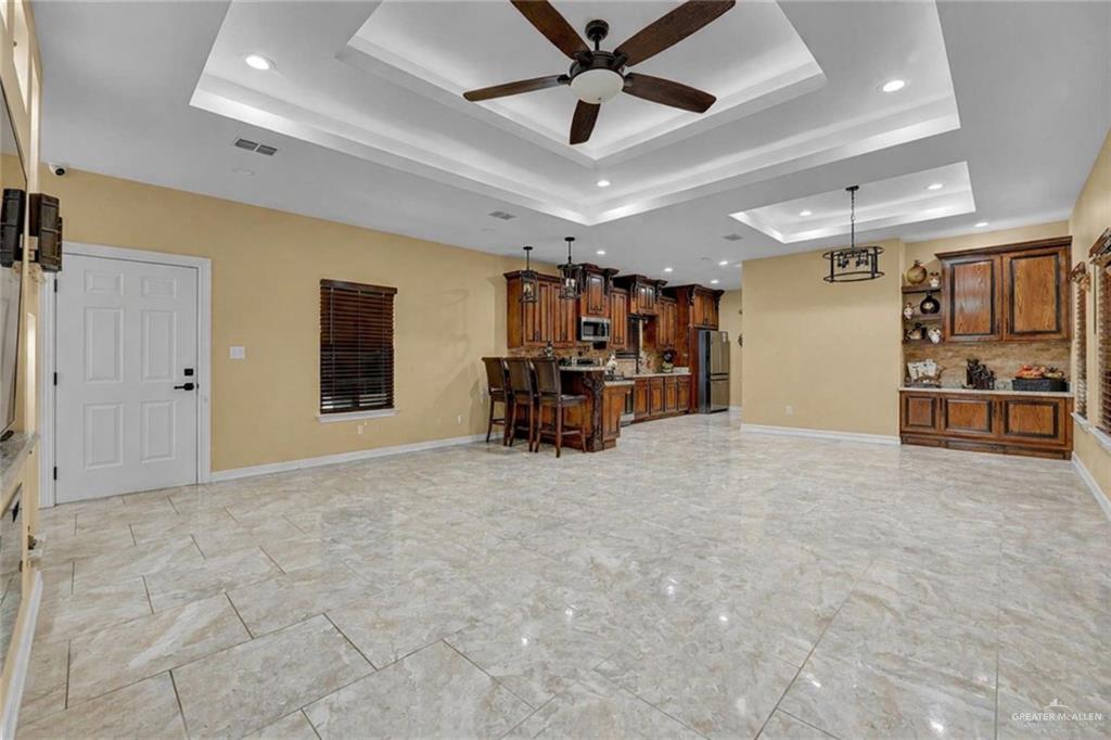 Photo 6 of 1116 Prado Drive