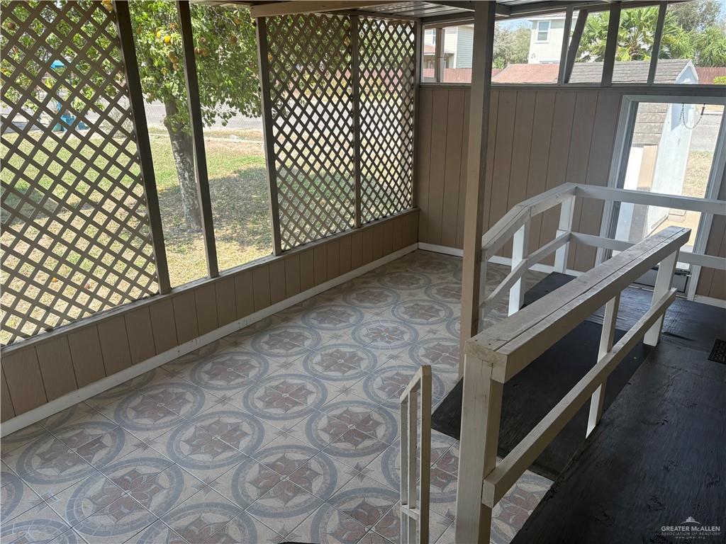Photo 12 of 512 Citrus Circle
