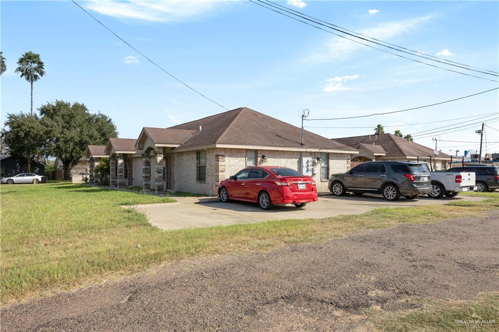 Photo 14 of 129 Delma Street #A