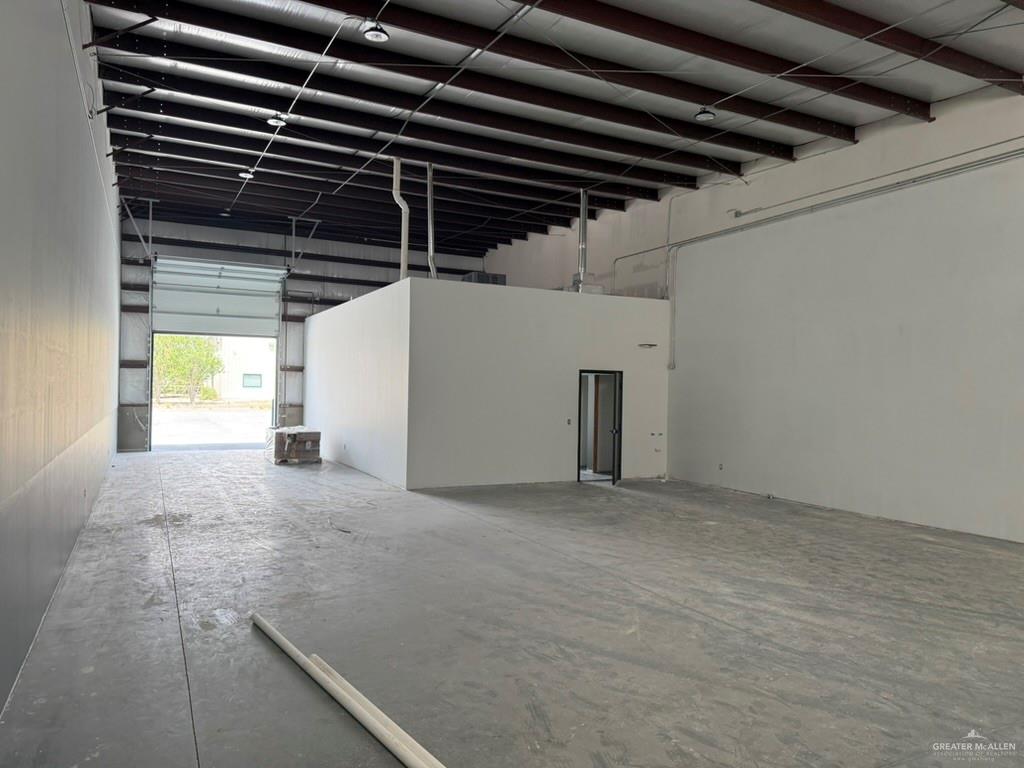 Photo 7 of 1100 Whitewing Avenue