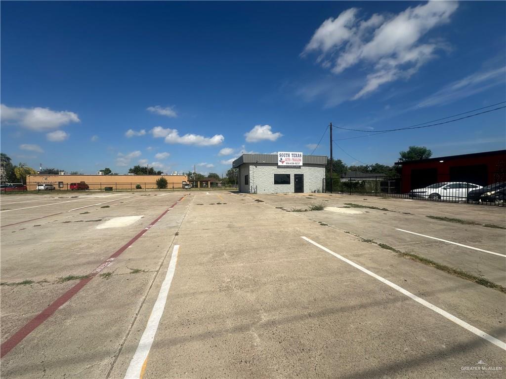 Photo 1 of 407 Veterans Boulevard, Pharr