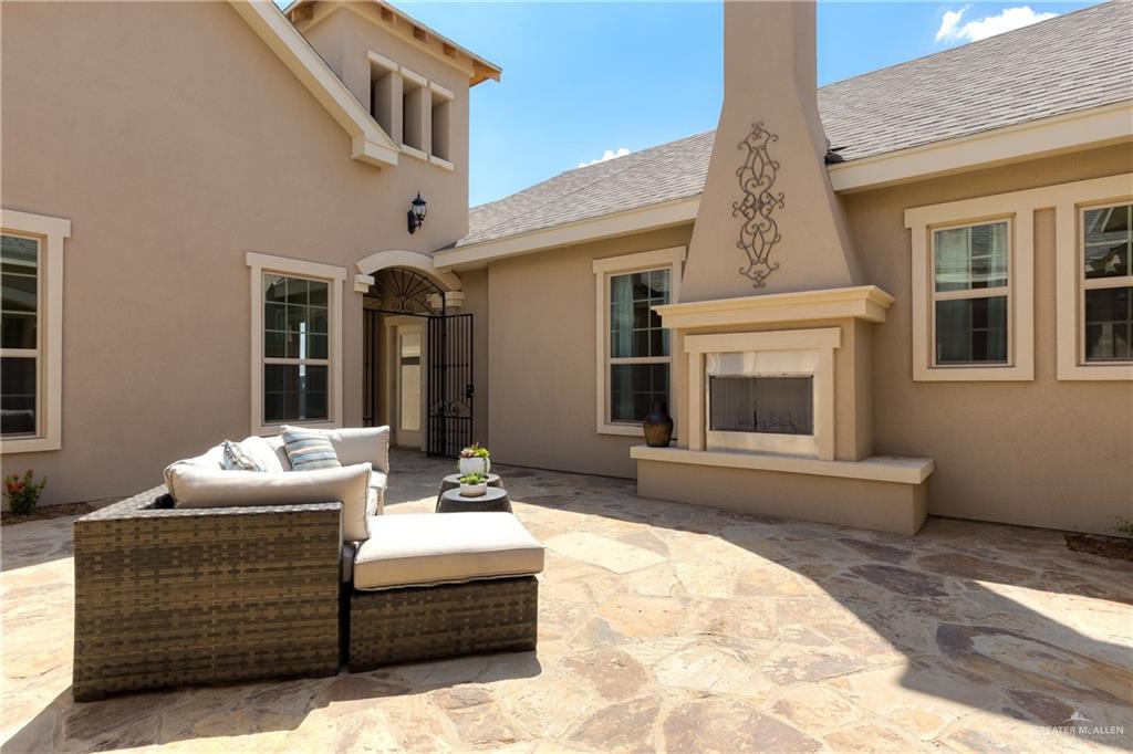 Photo 3 of 4404 Ensenada Avenue