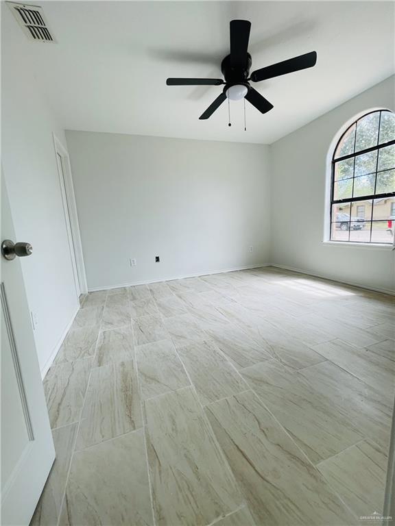 Photo 4 of 2205 Kimberly Lane #A