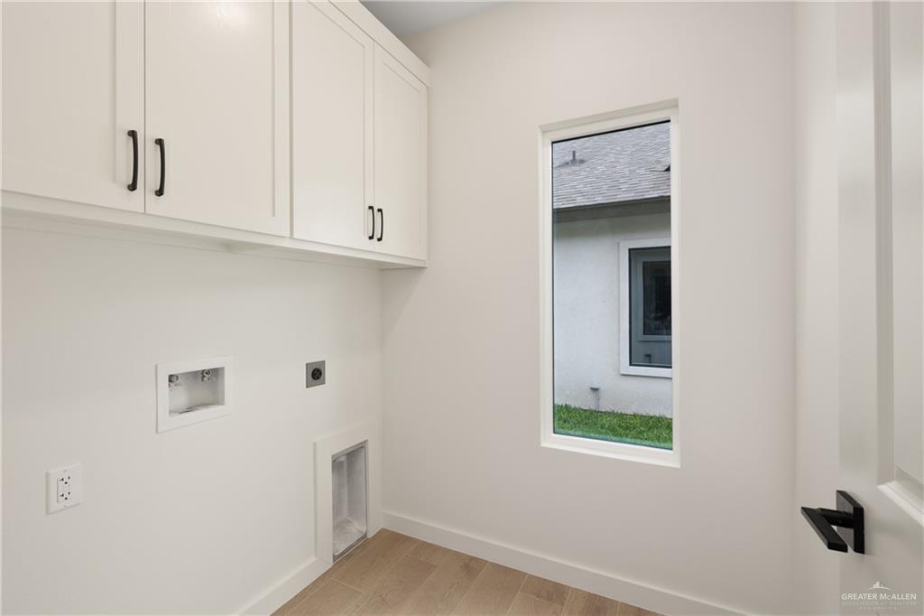 Photo 15 of 2809 Alyna Avenue