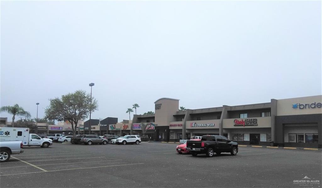 Photo 1 of 1001 10th Street #E-1, McAllen
