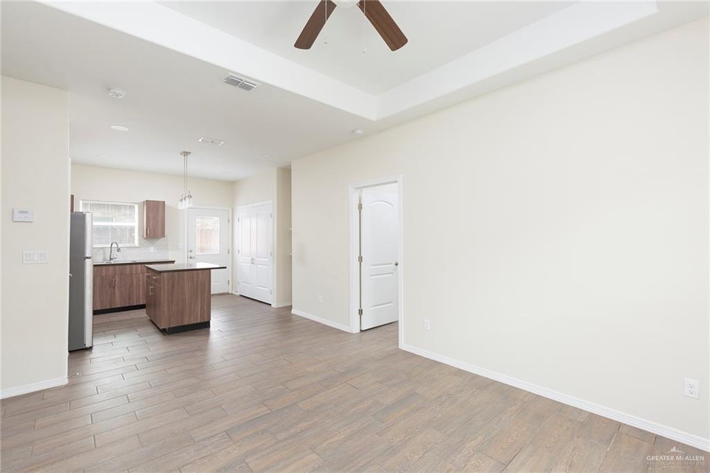 Photo 3 of 1706 Cortlandt Street