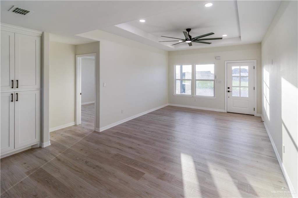 Photo 2 of 3304 Dichoso Avenue