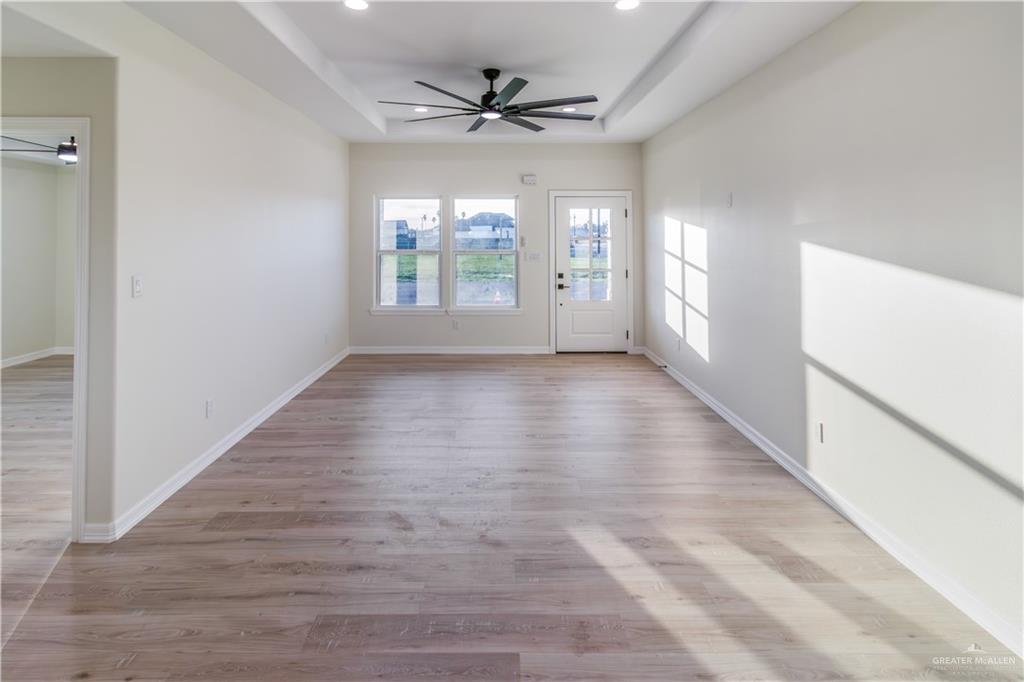 Photo 3 of 3304 Dichoso Avenue
