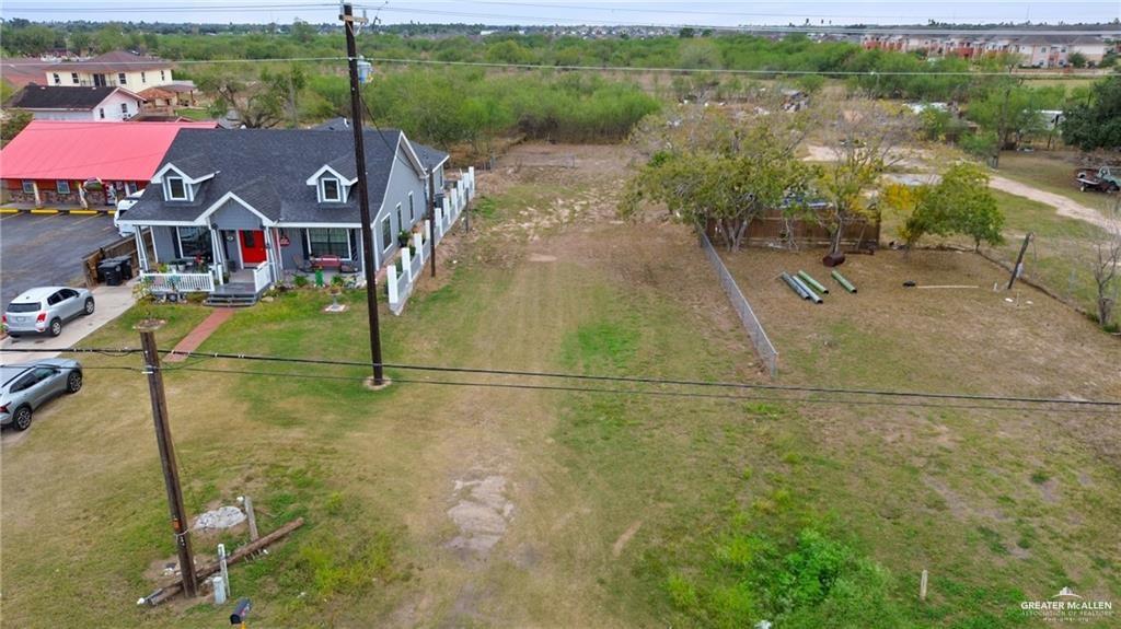 Photo 4 of 2712 Main Avenue