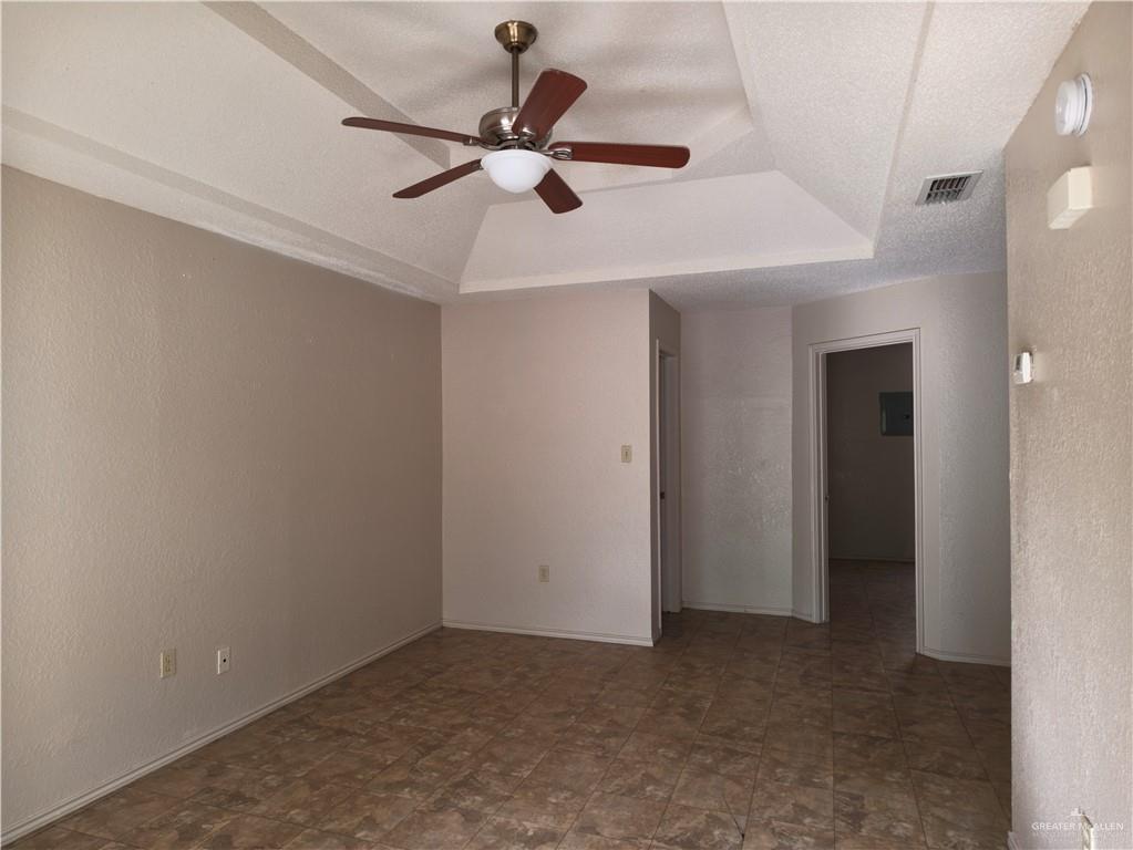 Photo 3 of 2508 31st Lane #2